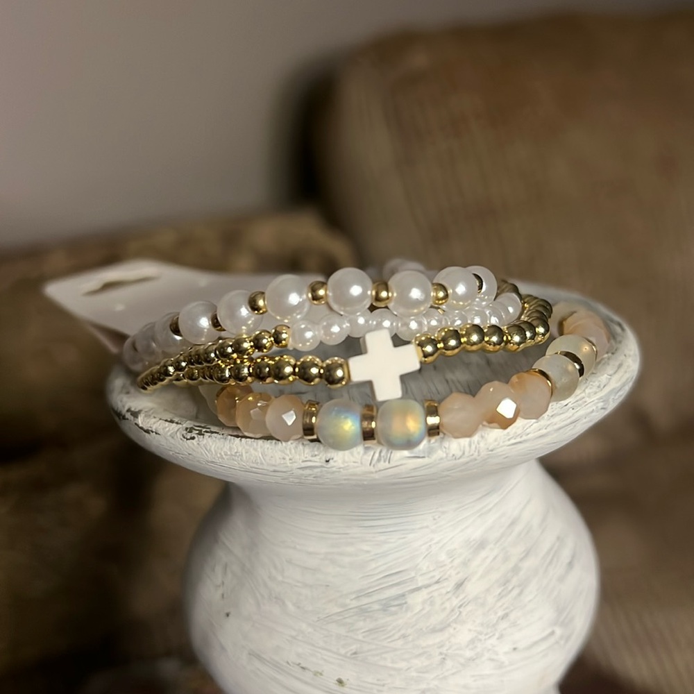 NWT Set of 4 bracelets